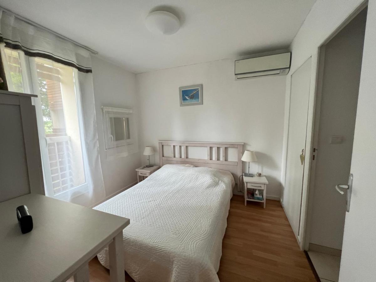 Joli T2 Proche Plage Dans Residence La Londe-les-Maures ภายนอก รูปภาพ
