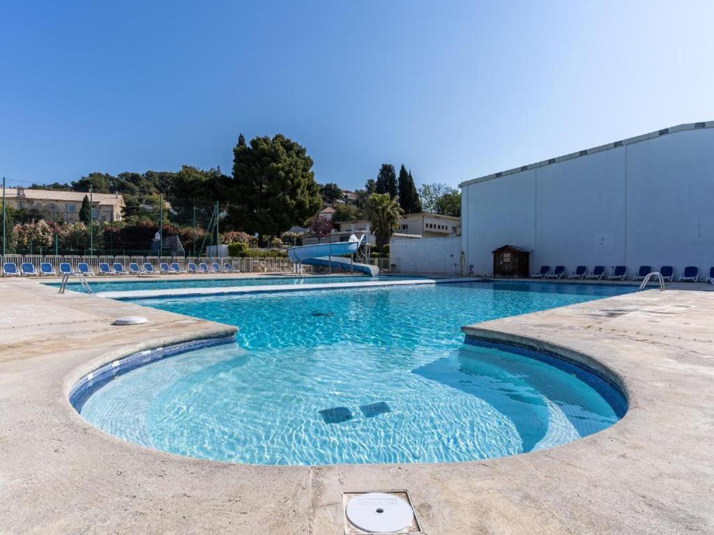 Joli T2 Proche Plage Dans Residence La Londe-les-Maures ภายนอก รูปภาพ